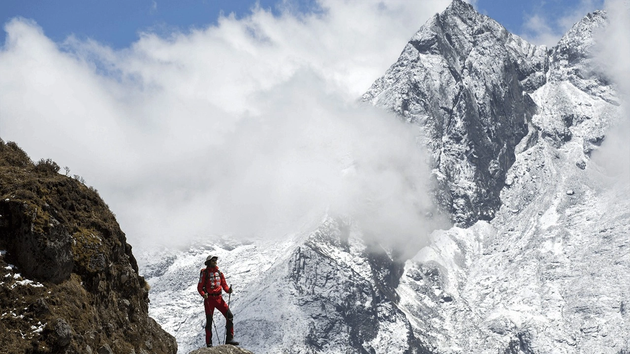 a-trek-in-the-himalayas-a-spiritual-journey-3.webp