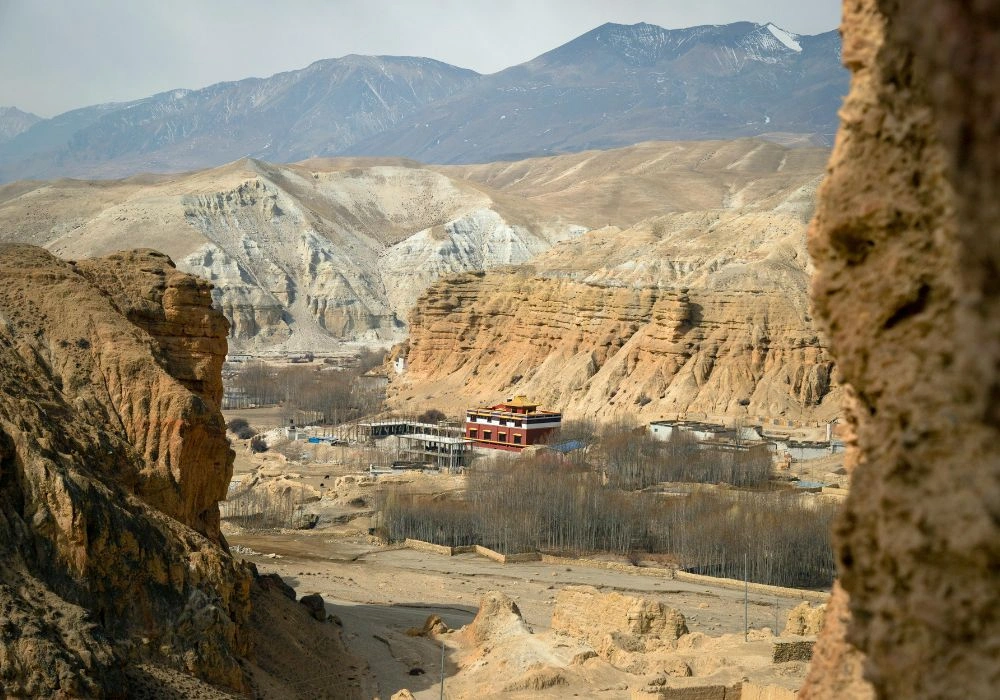 the-ultimate-guide-to-trekking-in-nepal-8.webp